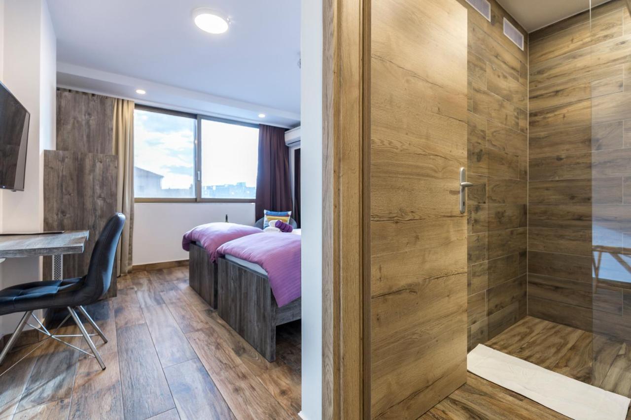 Apinelo Tower Rooms Split Buitenkant foto