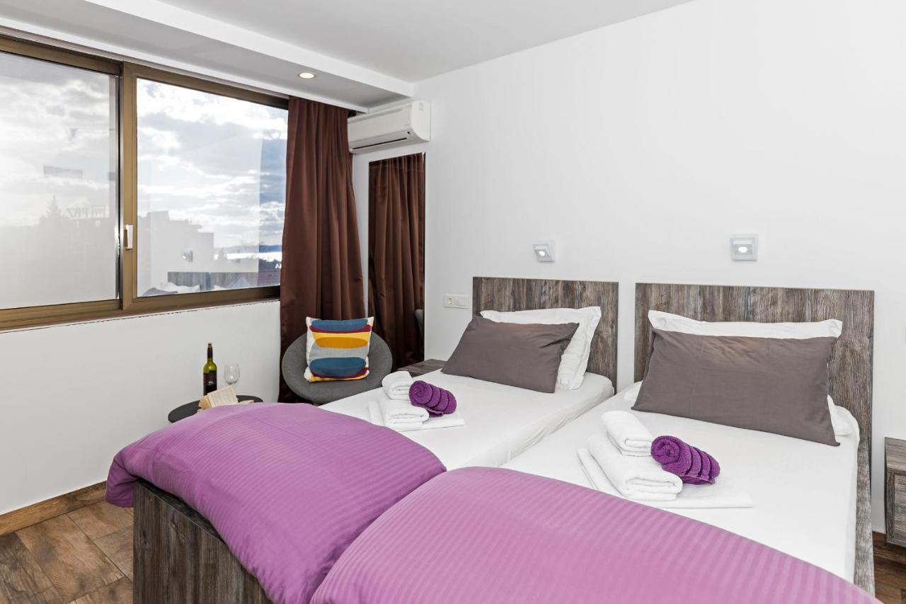 Apinelo Tower Rooms Split Buitenkant foto